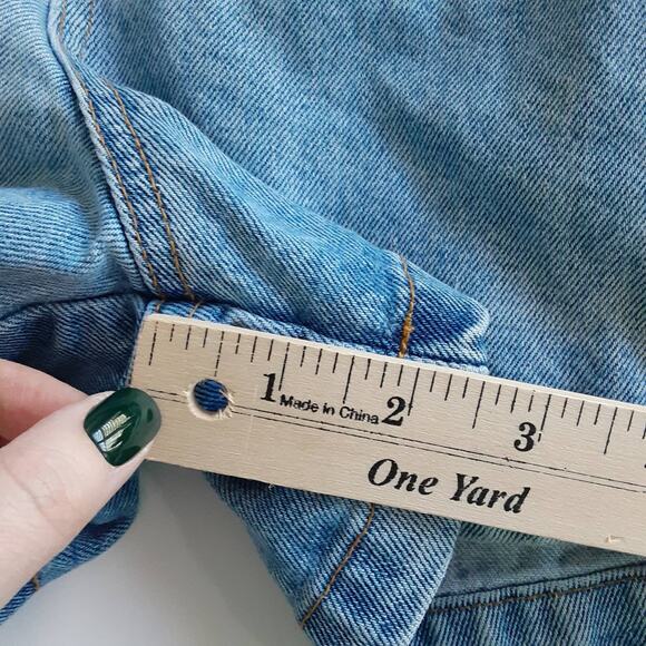 Vintage 1990s Ultra High Rise Denim Shorts Light Wash Jeans Y2K Mom Jeans - Picture 7 of 7
